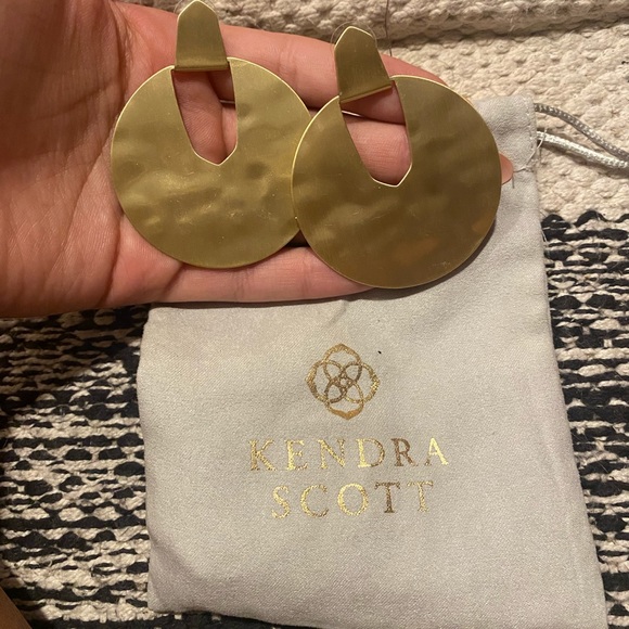 Kendra Scott Jewelry - Kendra Scott Diane statement earrings